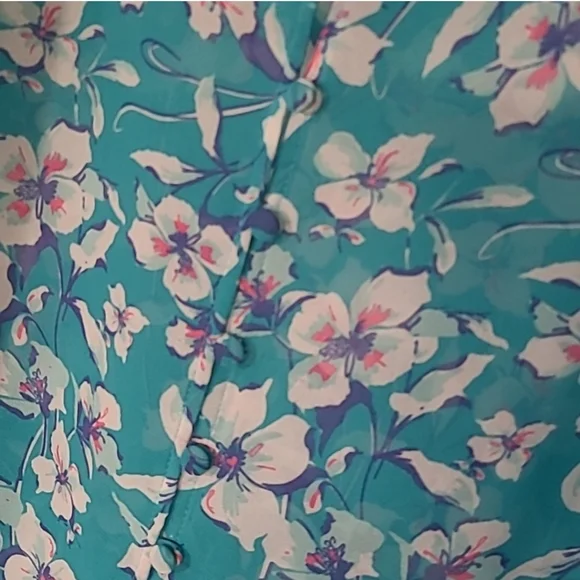 Torrid Sheer Floral Blouse - Picture 3 of 8